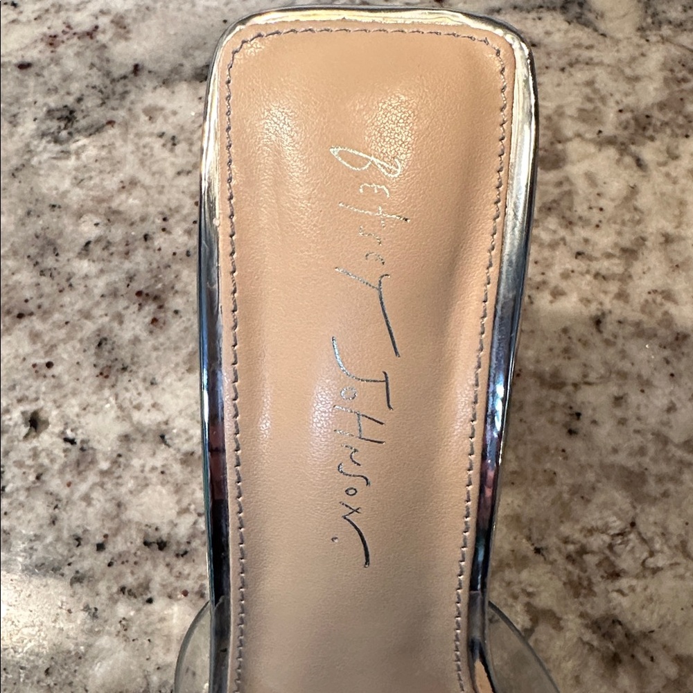 Betsey Johnson Elegant Silver Women's Heels - Picture 9 of 9